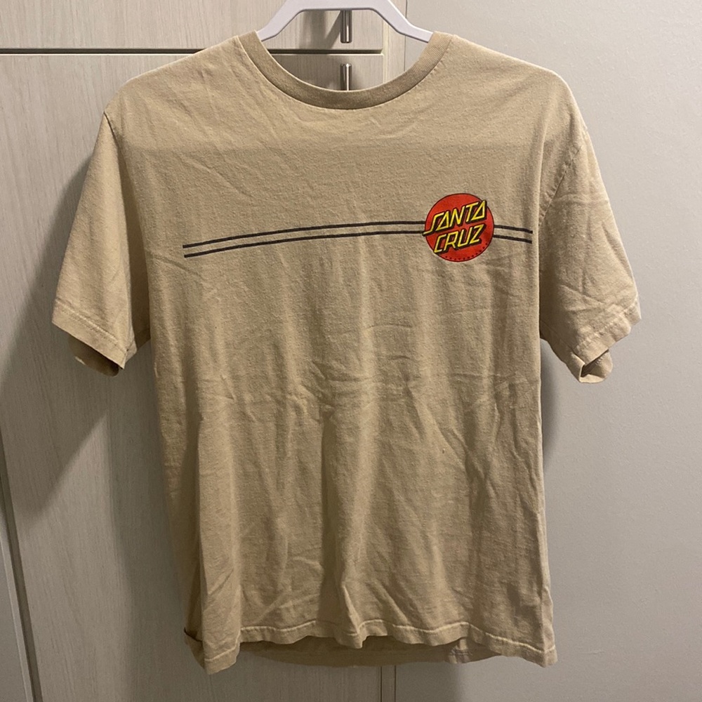 Santa Cruz t shirt. Size large